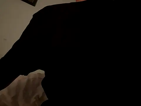 Snapshot of FetishFATALE72 chatting on 8, 9, 2025 FetishFATALE72 online show from 8, 9, 2025