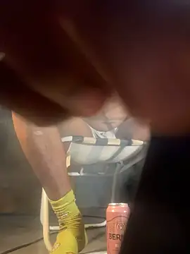 Snapshot of Maskman941 chatting on 4, 11, 2025 Maskman941 online show from 4, 11, 2025