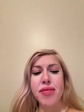 Snapshot of propertyofdaddy chatting on 17, 2, 2025 propertyofdaddy online show from 17, 2, 2025