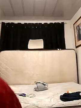 KiaraEliza online show from 14, 12, 2024