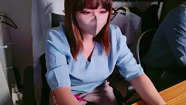 Megu Melon online show from 15, 2, 2025