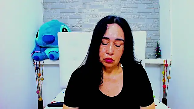 HorniestMilf online show from 8, 1, 2026