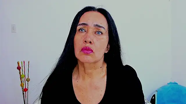 HorniestMilf online show from 5, 2, 2026