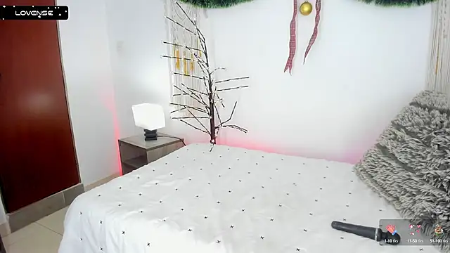 Eyleen 24 online show from 3, 12, 2024