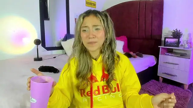 Snapshot of alisson_zafiro_ chatting on 7, 1, 2025 alisson zafiro online show from 7, 1, 2025