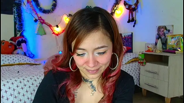 Snapshot of alisson_zafiro_ chatting on 22, 12, 2025 alisson zafiro online show from 22, 12, 2025