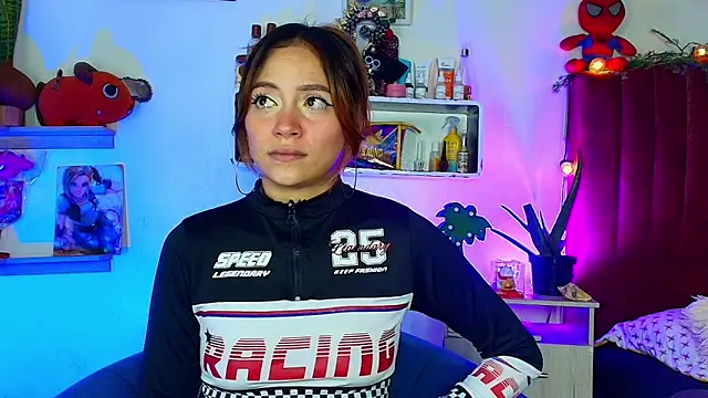 alisson zafiro  online show from 15, 3, 2026