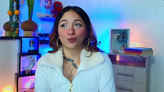 alisson zafiro  online show from 22, 5, 2026