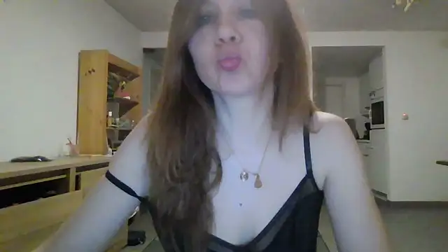 JasmineGlamour online show from 19, 2, 2026