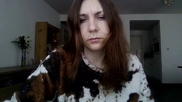 JasmineGlamour online show from 18, 3, 2026