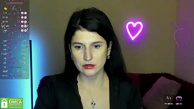 Alianna Solo Kisses online show from 4, 3, 2025