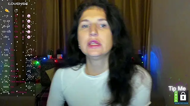 Alianna Solo Kisses online show from 29, 11, 2025