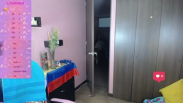 paolagomez  online show from 30, 9, 2025