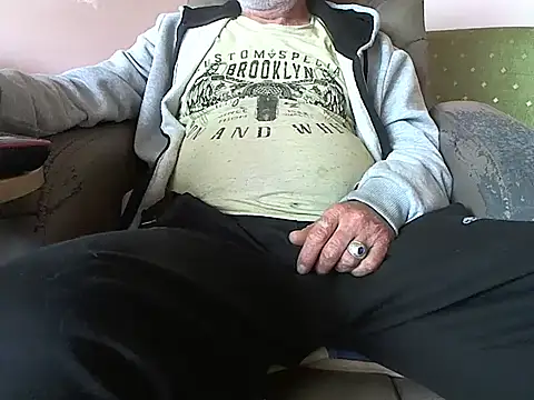 Snapshot of zormen355 chatting on 29, 3, 2026 zormen355 online show from 29, 3, 2026