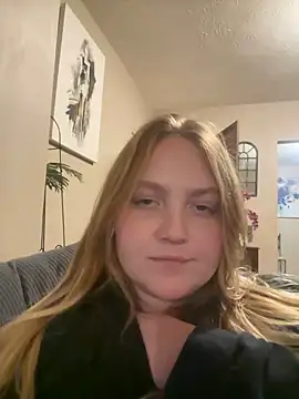 Snapshot of PhatAssBlond chatting on 5, 12, 2024 PhatAssBlond online show from 5, 12, 2024