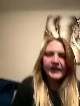 Snapshot of PhatAssBlond chatting on 6, 12, 2024 PhatAssBlond online show from 6, 12, 2024