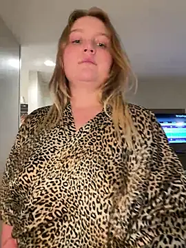 Snapshot of PhatAssBlond chatting on 9, 12, 2024 PhatAssBlond online show from 9, 12, 2024