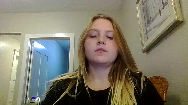 Snapshot of PhatAssBlond chatting on 27, 12, 2024 PhatAssBlond online show from 27, 12, 2024