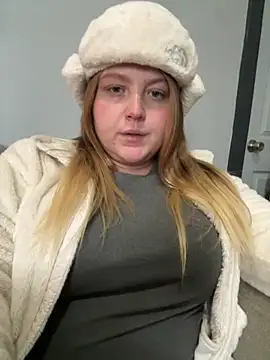 Snapshot of PhatAssBlond chatting on 30, 1, 2025 PhatAssBlond online show from 30, 1, 2025