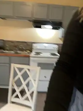 Snapshot of PhatAssBlond chatting on 5, 2, 2025 PhatAssBlond online show from 5, 2, 2025