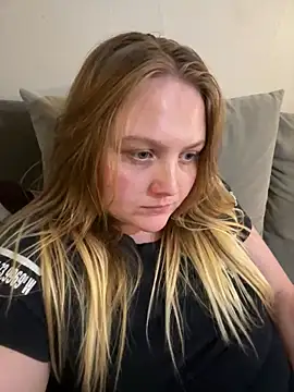 Snapshot of PhatAssBlond chatting on 16, 2, 2025 PhatAssBlond online show from 16, 2, 2025