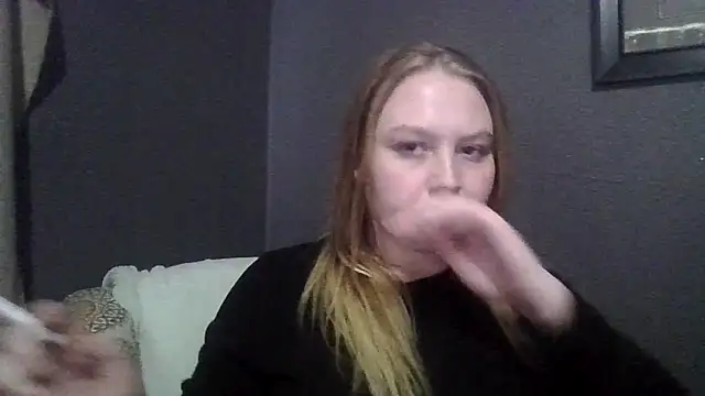 Snapshot of PhatAssBlond chatting on 22, 2, 2025 PhatAssBlond online show from 22, 2, 2025