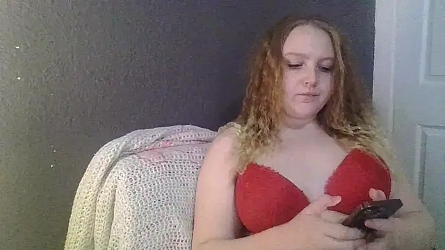 Snapshot of PhatAssBlond chatting on 26, 2, 2025 PhatAssBlond online show from 26, 2, 2025