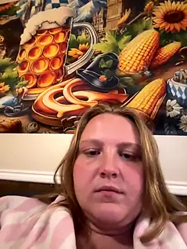 Snapshot of PhatAssBlond chatting on 23, 9, 2025 PhatAssBlond online show from 23, 9, 2025