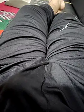 Snapshot of SplitPrestige19 chatting on 17, 2, 2026 SplitPrestige19 online show from 17, 2, 2026