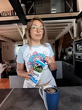 Jade Emeraud online show from 21, 4, 2026