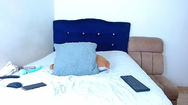 Snapshot of katarinademon chatting on 5, 12, 2025 katarinademon online show from 5, 12, 2025