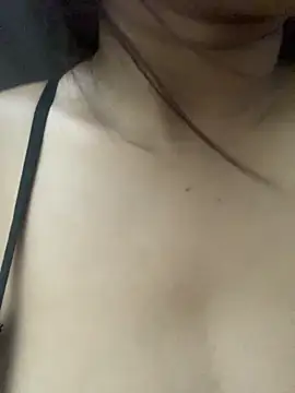 Mia 656 online show from 12, 3, 2026