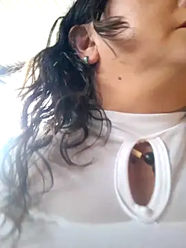 Vivianmature online show from 28, 3, 2026