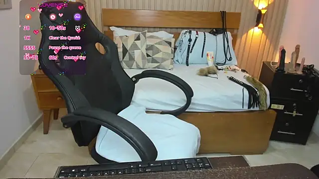 luciana ballesteros  online show from 1, 3, 2025