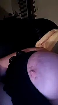 Snapshot of poussychats chatting on 5, 3, 2025 poussychats online show from 5, 3, 2025