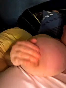 poussychats online show from 2, 10, 2025