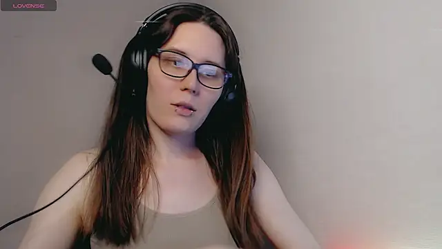 Snapshot of tracy_cooper chatting on 3, 2, 2025 tracy cooper online show from 3, 2, 2025