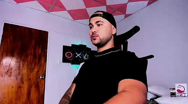 Sebas-hott online show from 22, 1, 2025