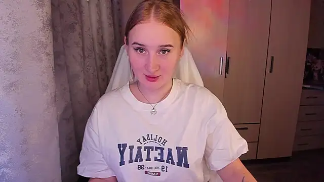 Snapshot of KeiraNight chatting on 23, 2, 2025 KeiraNight online show from 23, 2, 2025