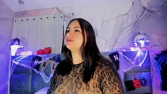 Snapshot of sabrinamilani chatting on 31, 10, 2025 sabrinamilani online show from 31, 10, 2025