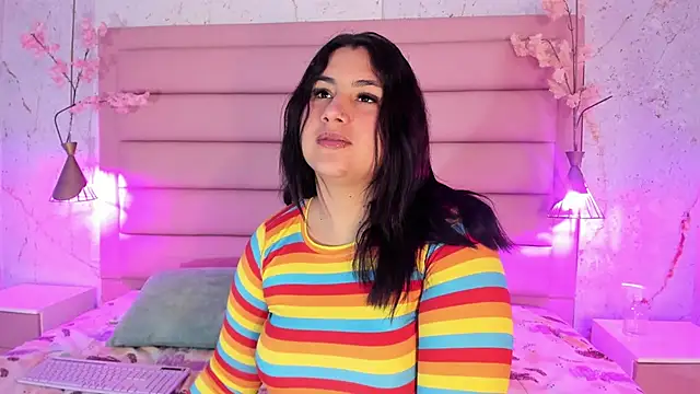 Snapshot of sabrinamilani chatting on 10, 11, 2025 sabrinamilani online show from 10, 11, 2025