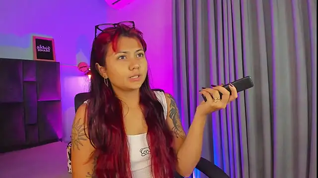 Snapshot of alaia-rogers chatting on 13, 2, 2025 alaia-rogers online show from 13, 2, 2025
