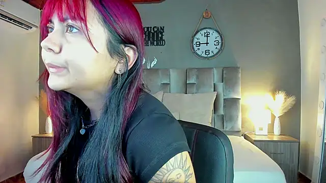 Snapshot of alaia-rogers chatting on 22, 2, 2025 alaia-rogers online show from 22, 2, 2025