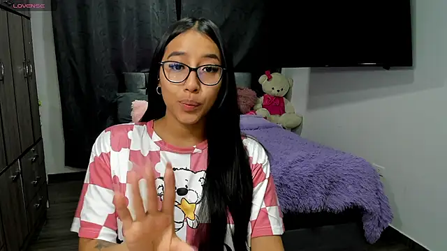 Snapshot of isa_bellaa0 chatting on 31, 12, 2024 isa bellaa0 online show from 31, 12, 2024