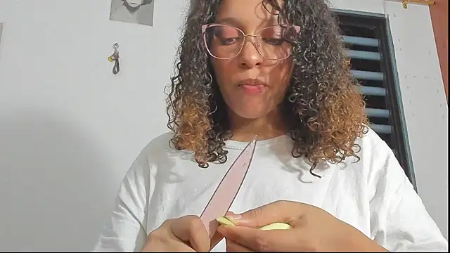 Ada gales  online show from 21, 11, 2025