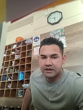Snapshot of Maximil56 chatting on 9, 10, 2025 Maximil56 online show from 9, 10, 2025