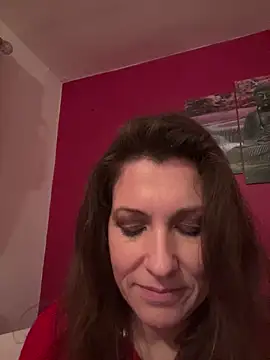 Lwhite1 online show from 5, 2, 2025