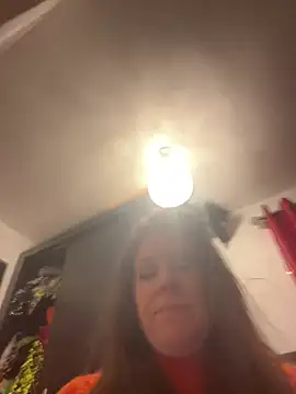 Lwhite1 online show from 22, 2, 2025