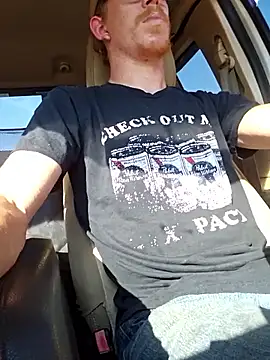 Snapshot of REDHAMMER_ chatting on 16, 10, 2025 REDHAMMER online show from 16, 10, 2025