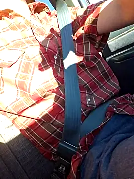 Snapshot of REDHAMMER_ chatting on 12, 1, 2026 REDHAMMER online show from 12, 1, 2026